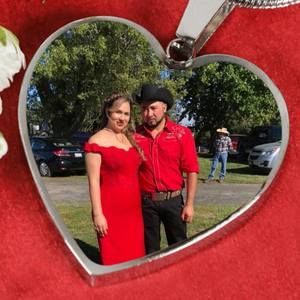 Meet your Posher, Carlos